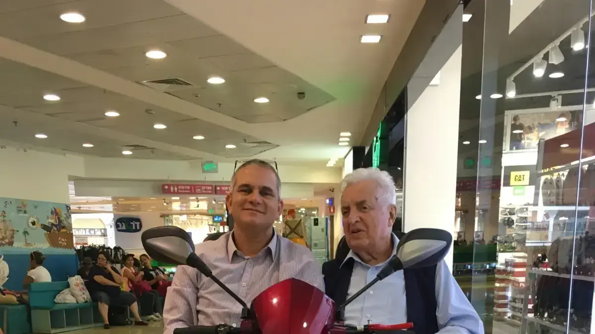 פלאטו שרון ואלון פילץ בקניון הדיזנגוף סנטר פלאטו שרון ואלון פילץ בקניון הדיזנגוף סנטר