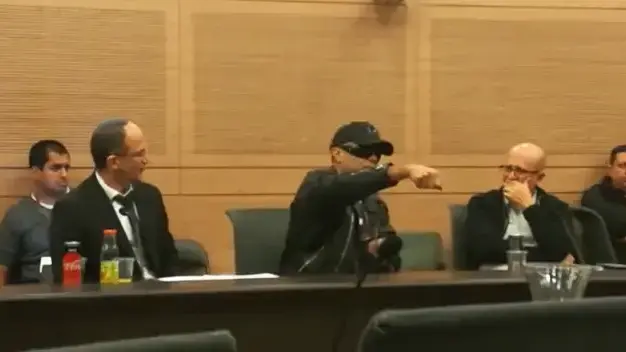 פלסטיני שעבר עינויים ברשות הפלסטינית לאחר ששיתף פעולה עם ישראל הגיע לדיון בכנסת: "קיבלתי גזר דין מוות כי עצרתי דם, עצרתי פיגועים"