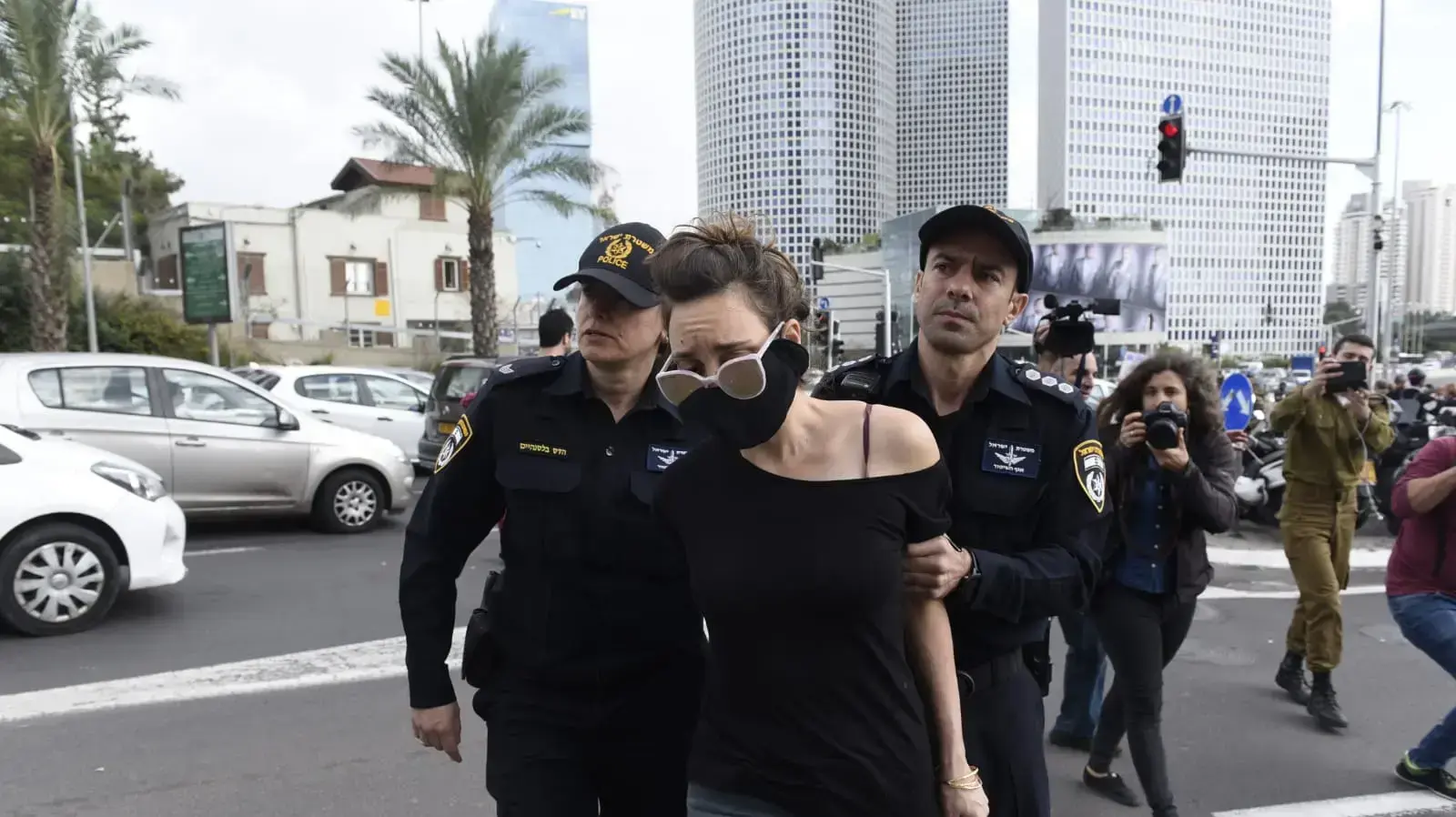 מחאה נגד אלימות נגד נשים, קריית הממשלה תל אביב, 12 בדצמבר 2018 מחאה נגד אלימות נגד נשים, קריית הממשלה תל אביב, 12 בדצמבר 2018