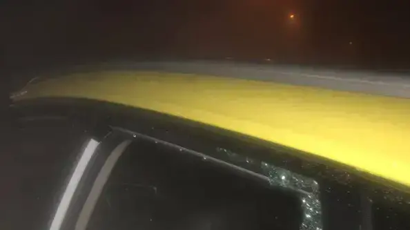 דיווח פלסטיני- ירי על הרכב בו נהג כנראה המחבל שביצע את הפיגוע בעופרה דיווח פלסטיני- ירי על הרכב בו נהג כנראה המחבל שביצע את הפיגוע בעופרה