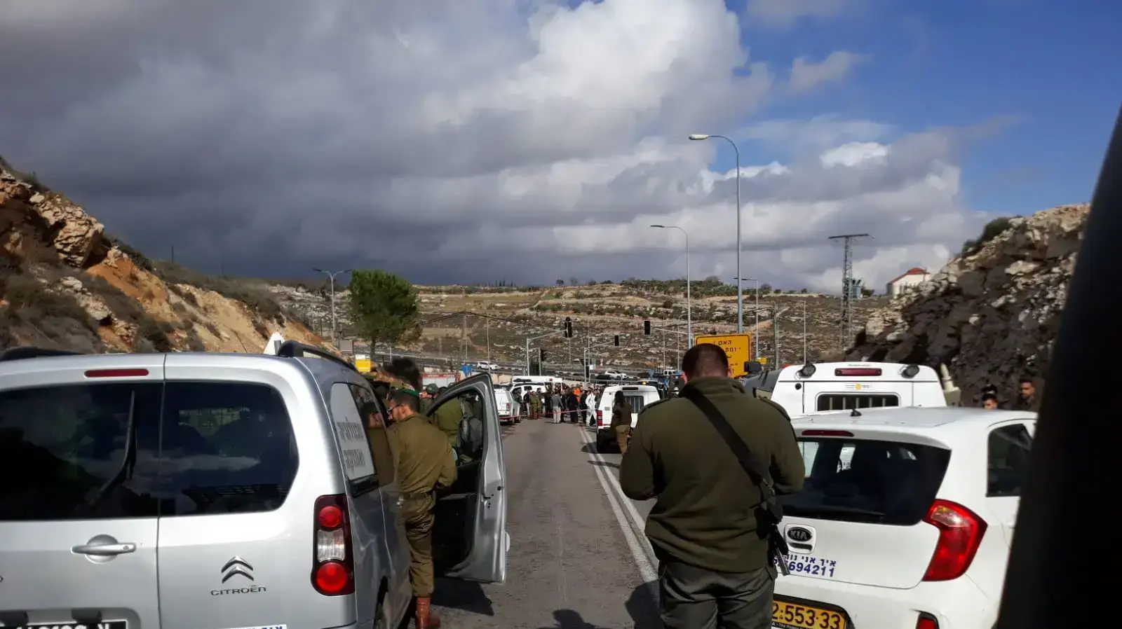 זירת הפיגוע בצומת עפרה , דצמבר 2018 זירת הפיגוע בצומת עפרה , דצמבר 2018