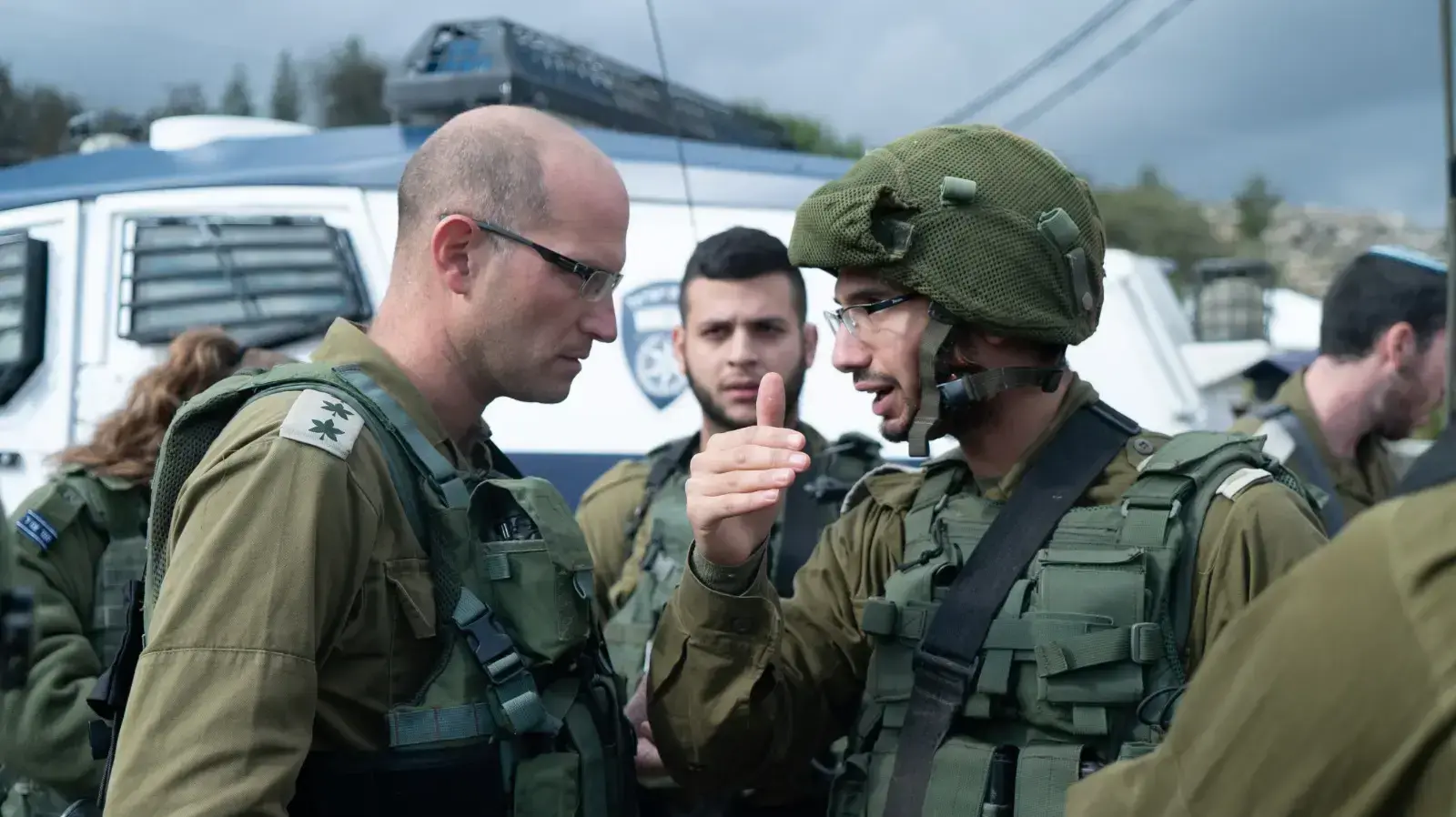 מפקד חטמ"ר בנימין אלוף משנה שרון אסמן בסיור בזירת הפיגוע בצומת אסף, 13 בדצמבר 2018 מפקד חטמ"ר בנימין אלוף משנה שרון אסמן בסיור בזירת הפיגוע בצומת אסף, 13 בדצמבר 2018