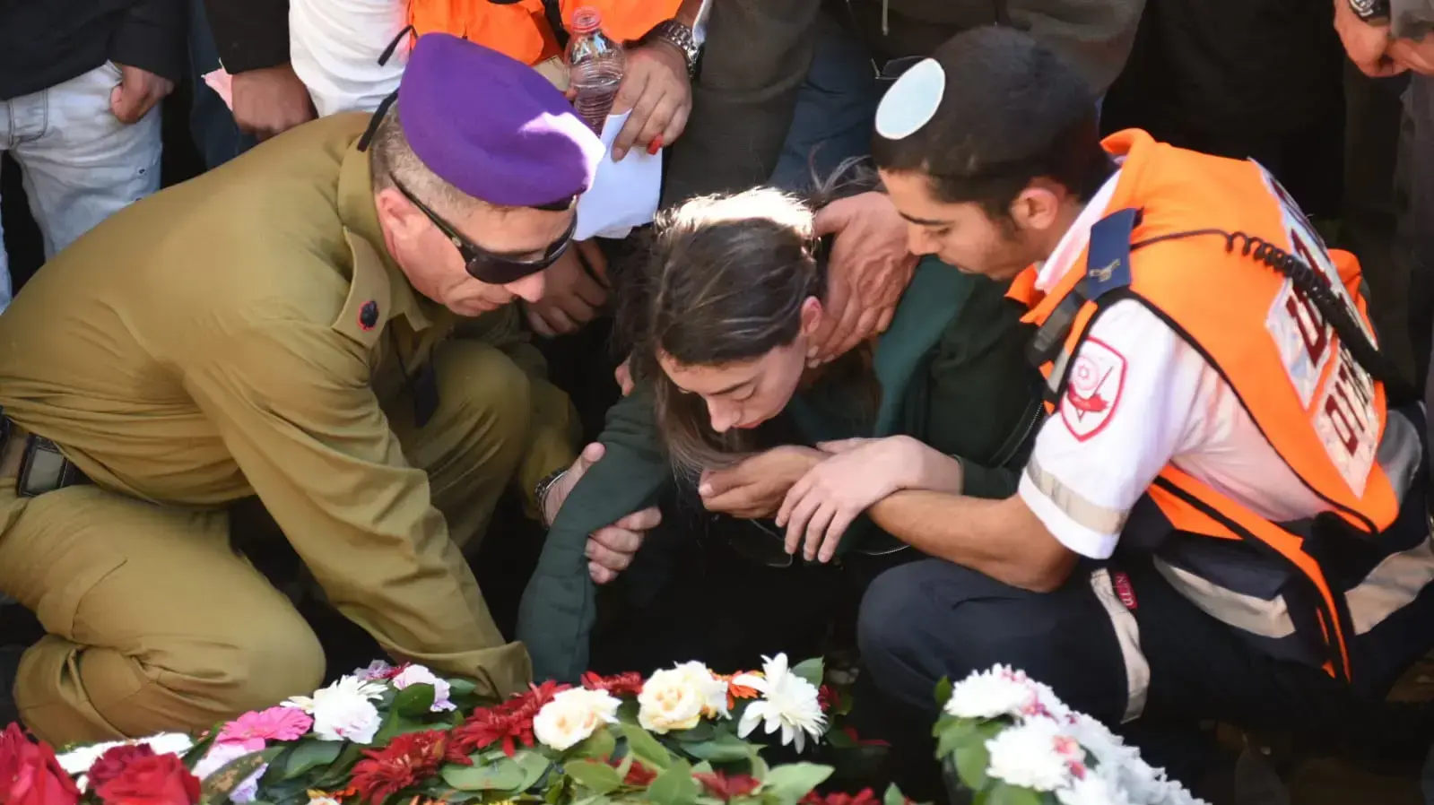 הלווייתו של יובל מור יוסף שנהרג בפיגוע בגבעת אסף, 14 בדצמבר 2018 הלווייתו של יובל מור יוסף שנהרג בפיגוע בגבעת אסף, 14 בדצמבר 2018
