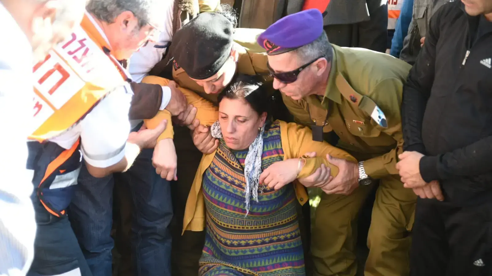 הלווייתו של יובל מור יוסף שנהרג בפיגוע בגבעת אסף, 14 בדצמבר 2018 הלווייתו של יובל מור יוסף שנהרג בפיגוע בגבעת אסף, 14 בדצמבר 2018
