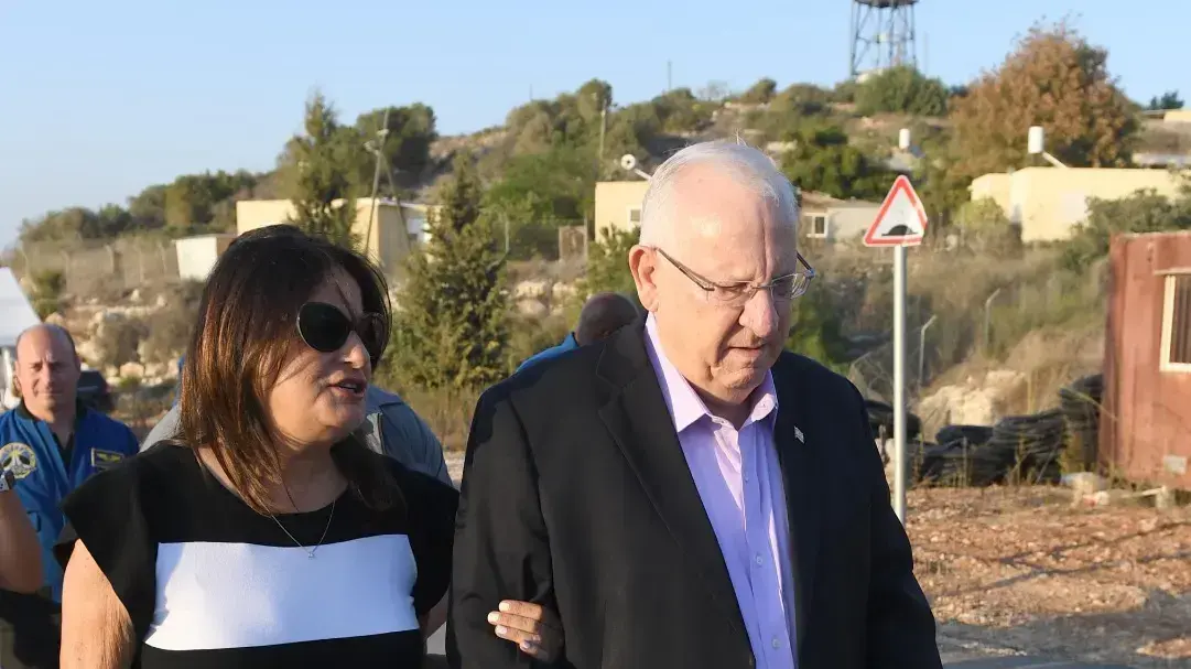 רונה רמון עם נשיא המדינה ראובן ריבלין