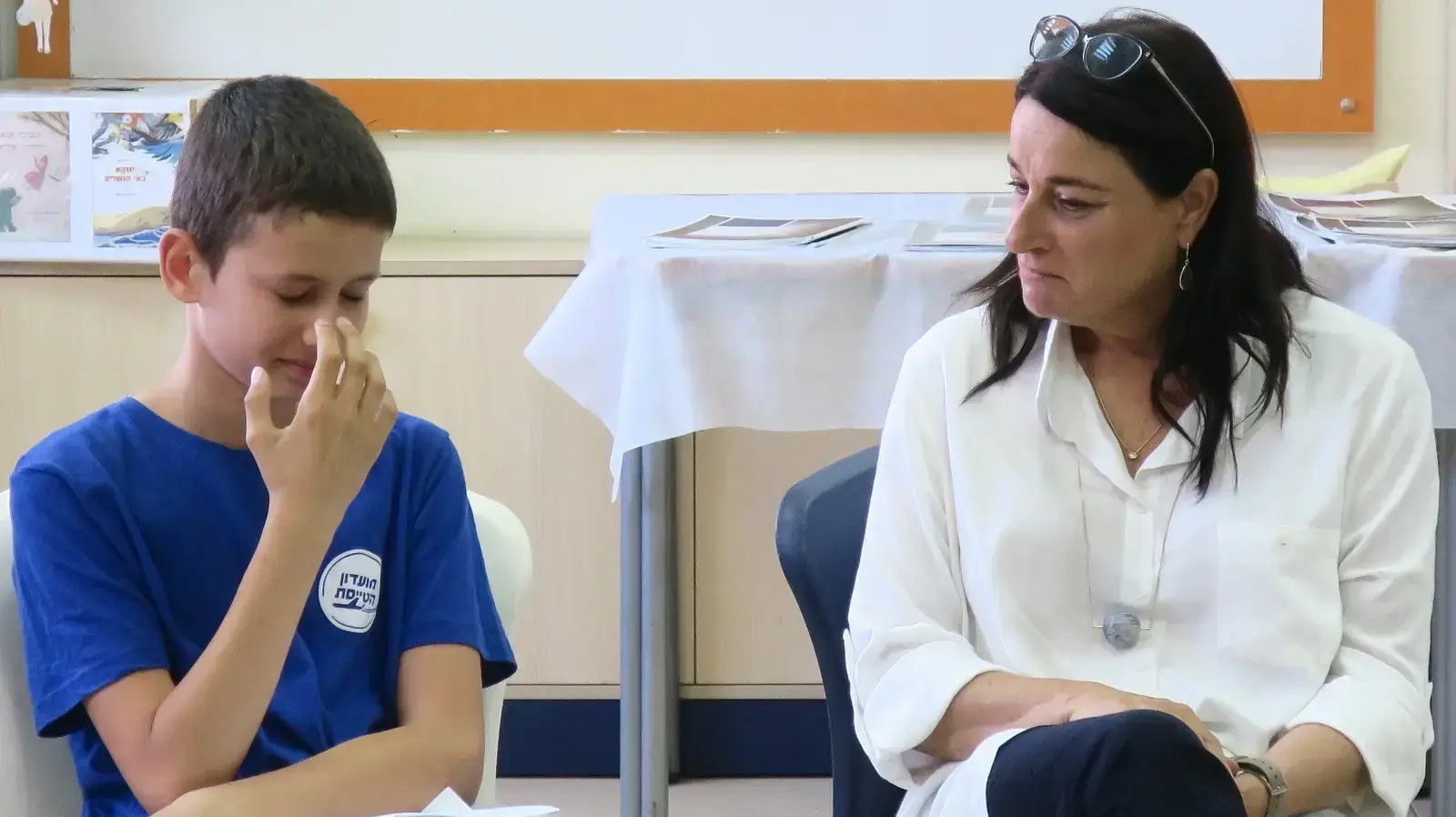 רונה רמון וחניך במועדון הטייסת רונה רמון וחניך במועדון הטייסת
