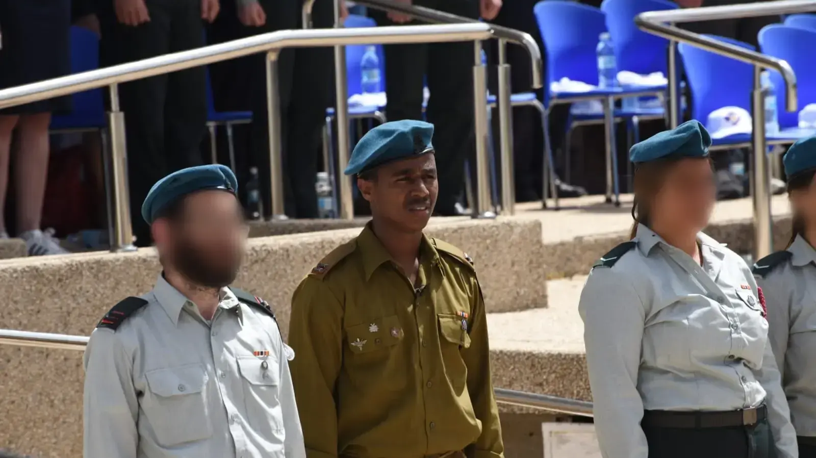 דמאס פיקדה עם רונה רמון דמאס פיקדה עם רונה רמון