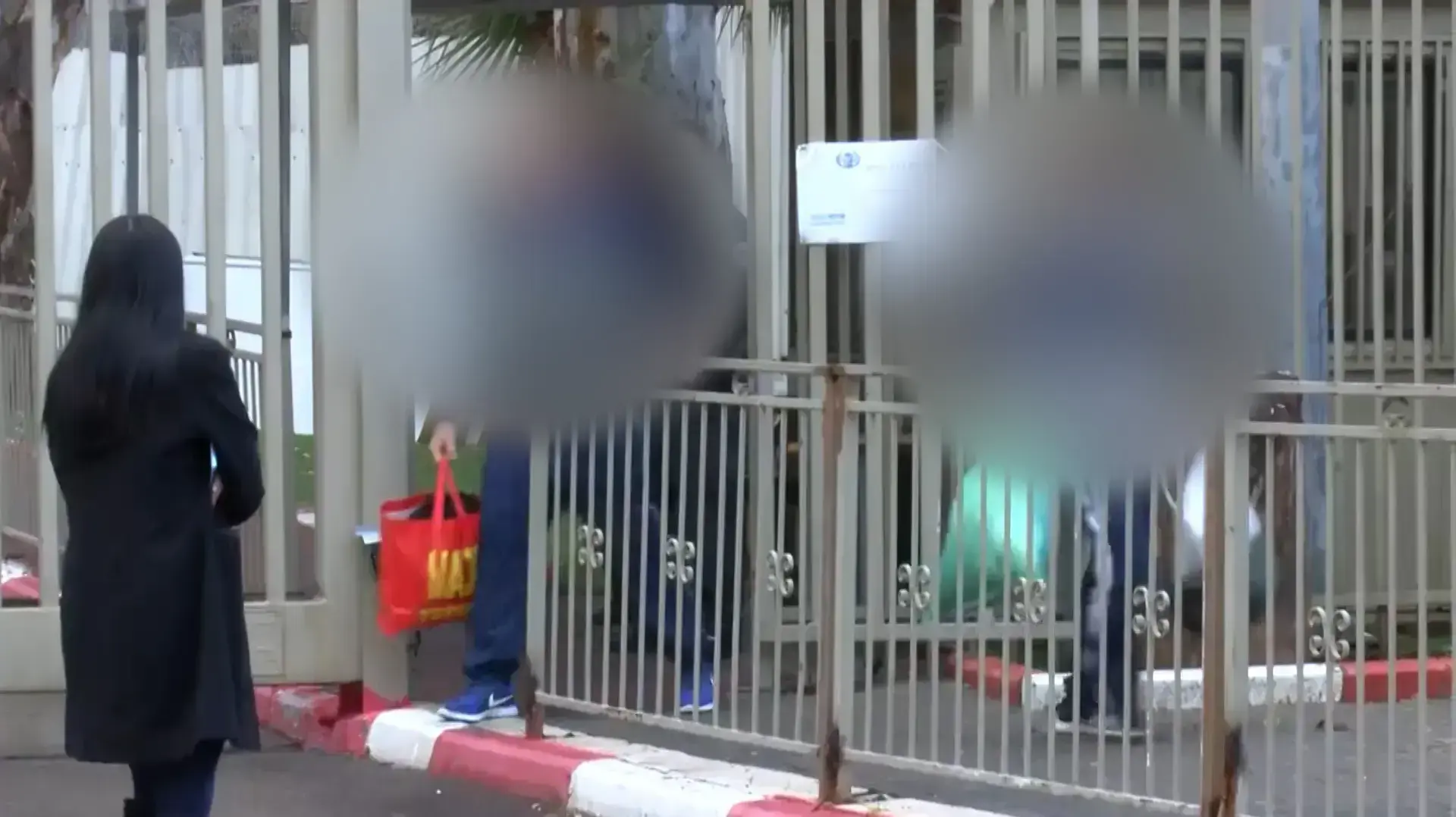 כאלף אסירים השתחררו מבתי הכלא
בעקבות "השחרור המנהלי" של בג"ץ