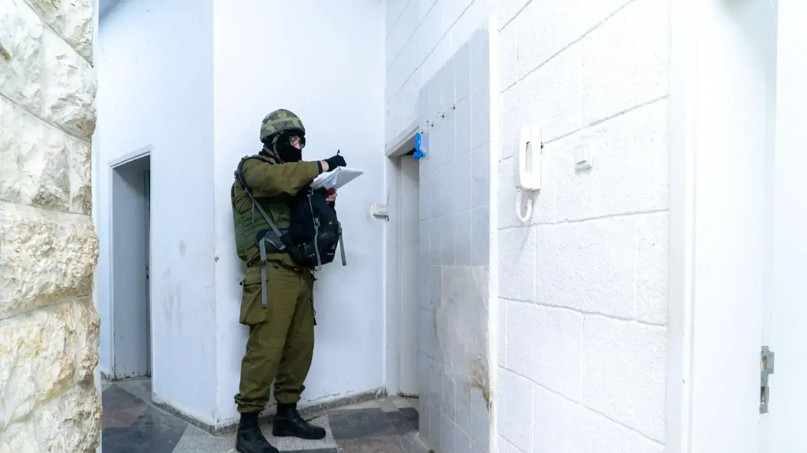 פעולות מיפוי של צה"ל את בתי המחבלים המיועדים להריסה - 21/12 פעולות מיפוי של צה"ל את בתי המחבלים המיועדים להריסה - 21/12