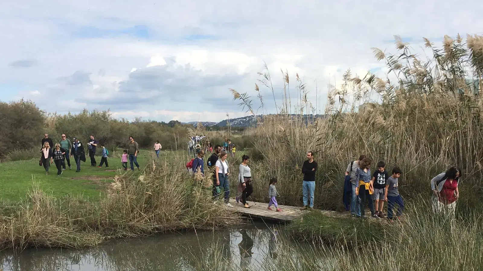 שמורת הטבע נחל תנינים מטיילים ומתנדבים למען הטבע, 22 בדצמבר 2018 שמורת הטבע נחל תנינים מטיילים ומתנדבים למען הטבע, 22 בדצמבר 2018