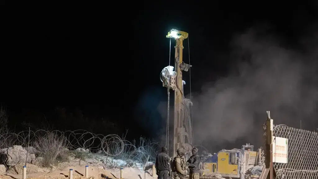 איתור ונטרול מנהרת טרור התקפית נוספת שנחפרה מהכפר השיעי עיתא א׳-שעב וחצתה לשטח ישראל איתור ונטרול מנהרת טרור התקפית נוספת שנחפרה מהכפר השיעי עיתא א׳-שעב וחצתה לשטח ישראל