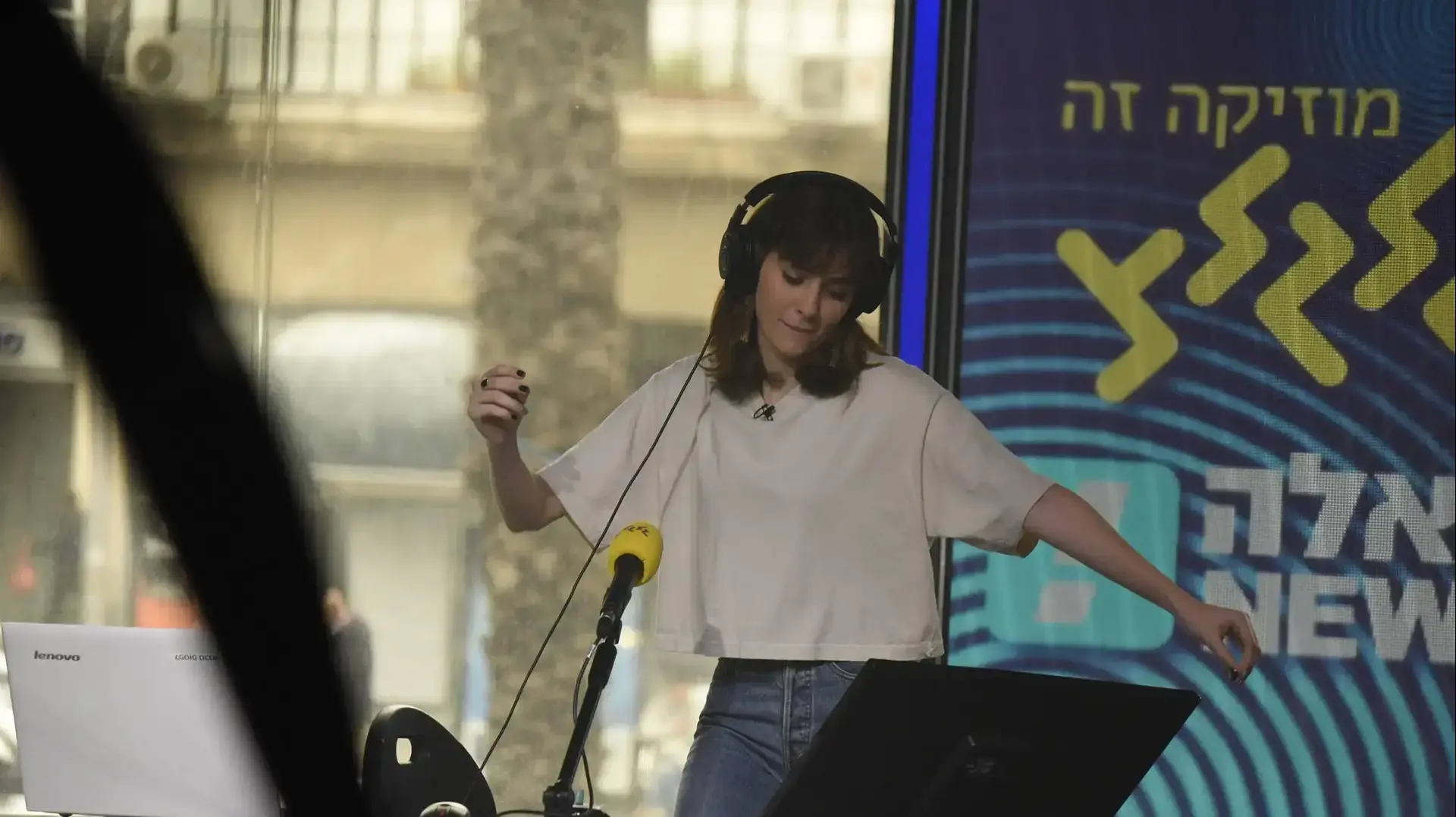 אביה מלכה, השידור המקדים של המצעד הבינלאומי השנתי של גלגלצ ו-וואלה! NEWS לשנת 2018 אביה מלכה, השידור המקדים של המצעד הבינלאומי השנתי של גלגלצ ו-וואלה! NEWS לשנת 2018