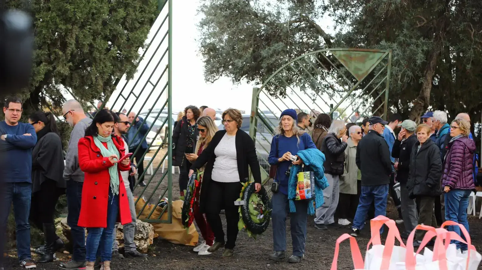 הלוויתו של עמוס עוז, חולדה 31 בדצמבר 2018 הלוויתו של עמוס עוז, חולדה 31 בדצמבר 2018