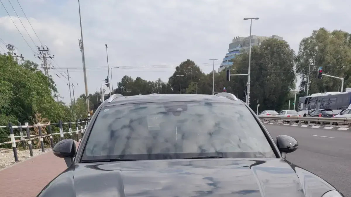 הרכב מפרשיית עוקץ כרטיסי הטיסה לאומן  
