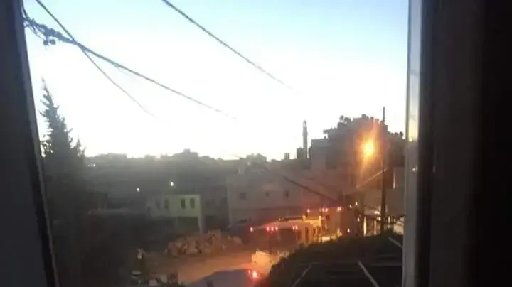 כוחות ימ"מ וצה"ל עוזבים את הכפר אבו שח'ידם לאחר מעצרו של עאסם ברגותי המחבל שביצע את הפיגוע בגבעת אסף, 8 בינואר 2019 כוחות ימ"מ וצה"ל עוזבים את הכפר אבו שח'ידם לאחר מעצרו של עאסם ברגותי המחבל שביצע את הפיגוע בגבעת אסף, 8 בינואר 2019
