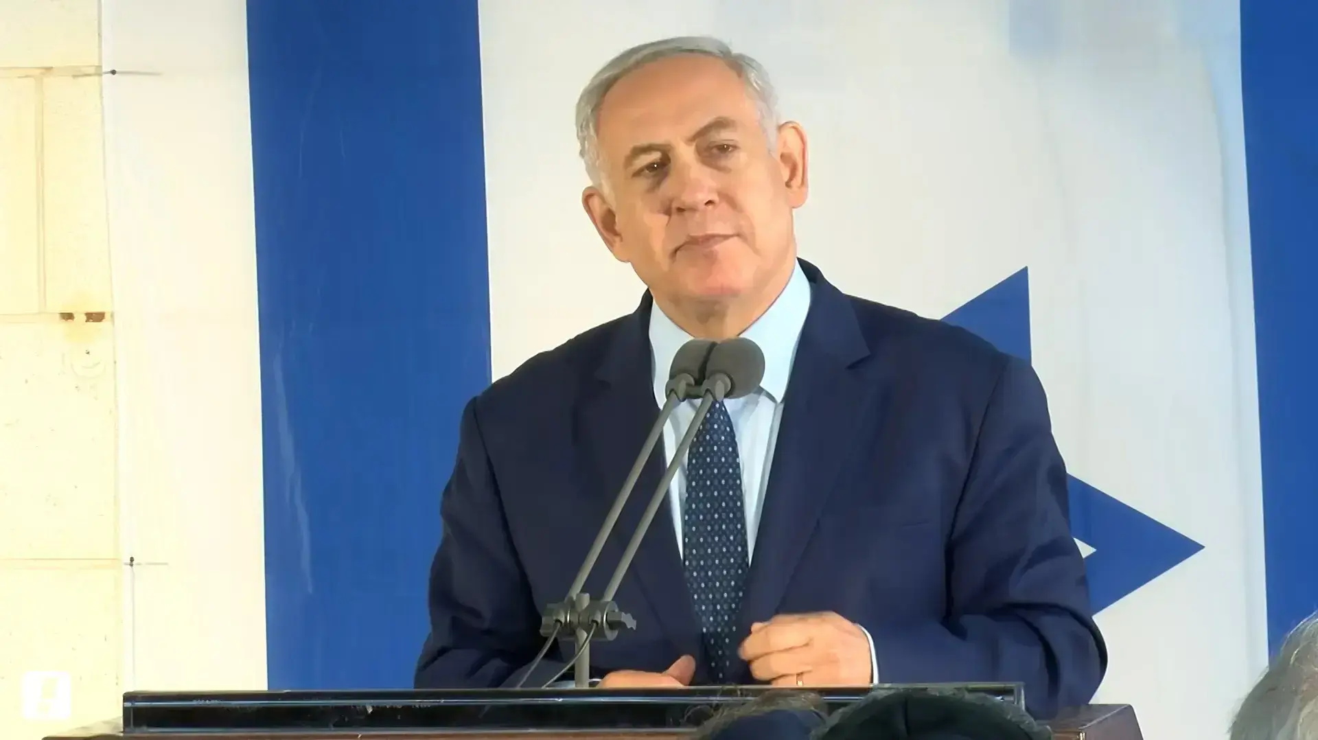 "נפשי נקשרה בנפשו"
נתניהו ספד לשר לשעבר משה ארנס שהלך 
לעולמו: "אני נפרד ממורה דרך וחבר אהוב"