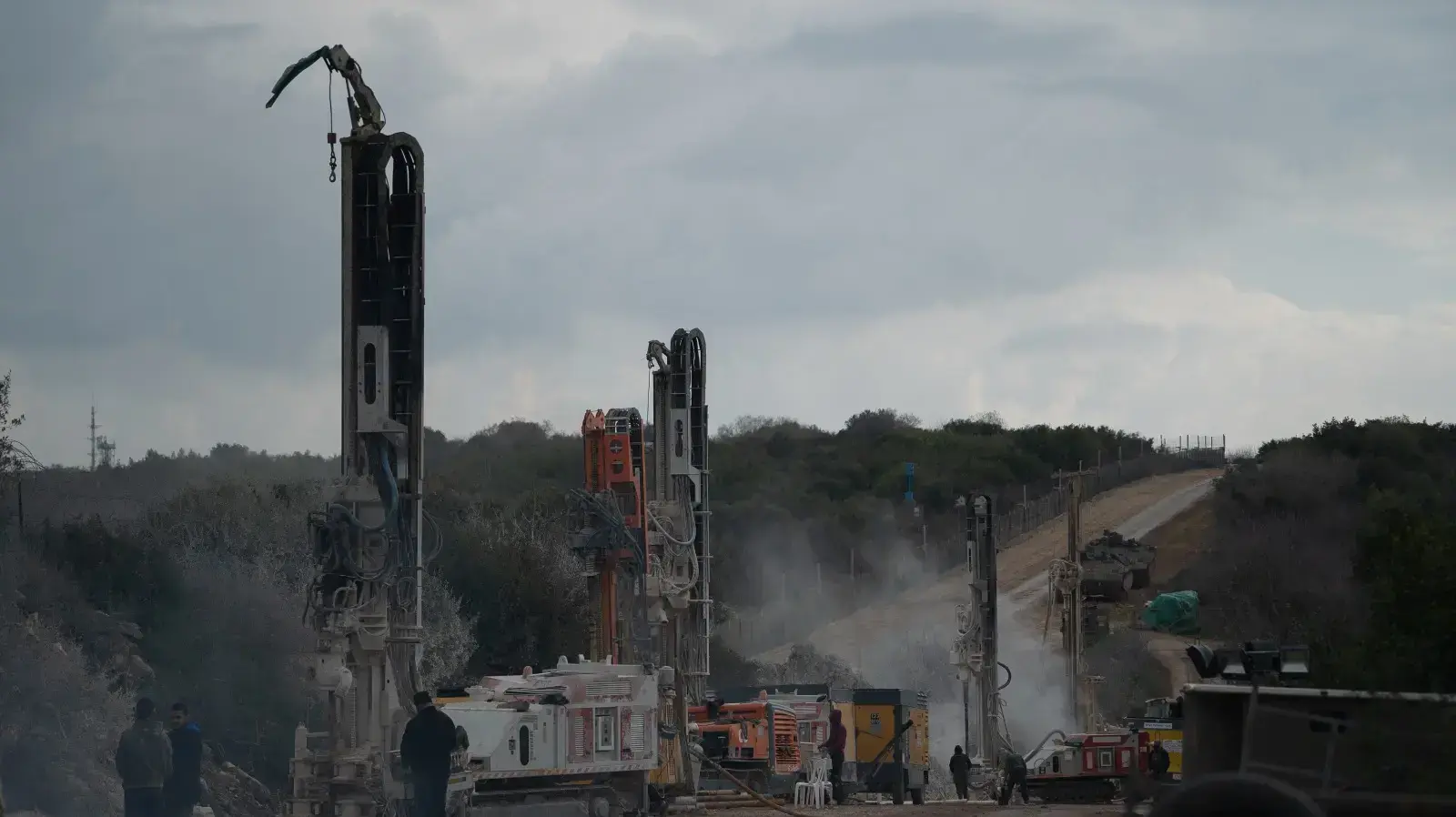 איתור המנהרה האחרונה במבצע מגן צפוני, כפר רמיה, לבנון, צ"הל 13 ינואר 2019 איתור המנהרה האחרונה במבצע מגן צפוני, כפר רמיה, לבנון, צ"הל 13 ינואר 2019
