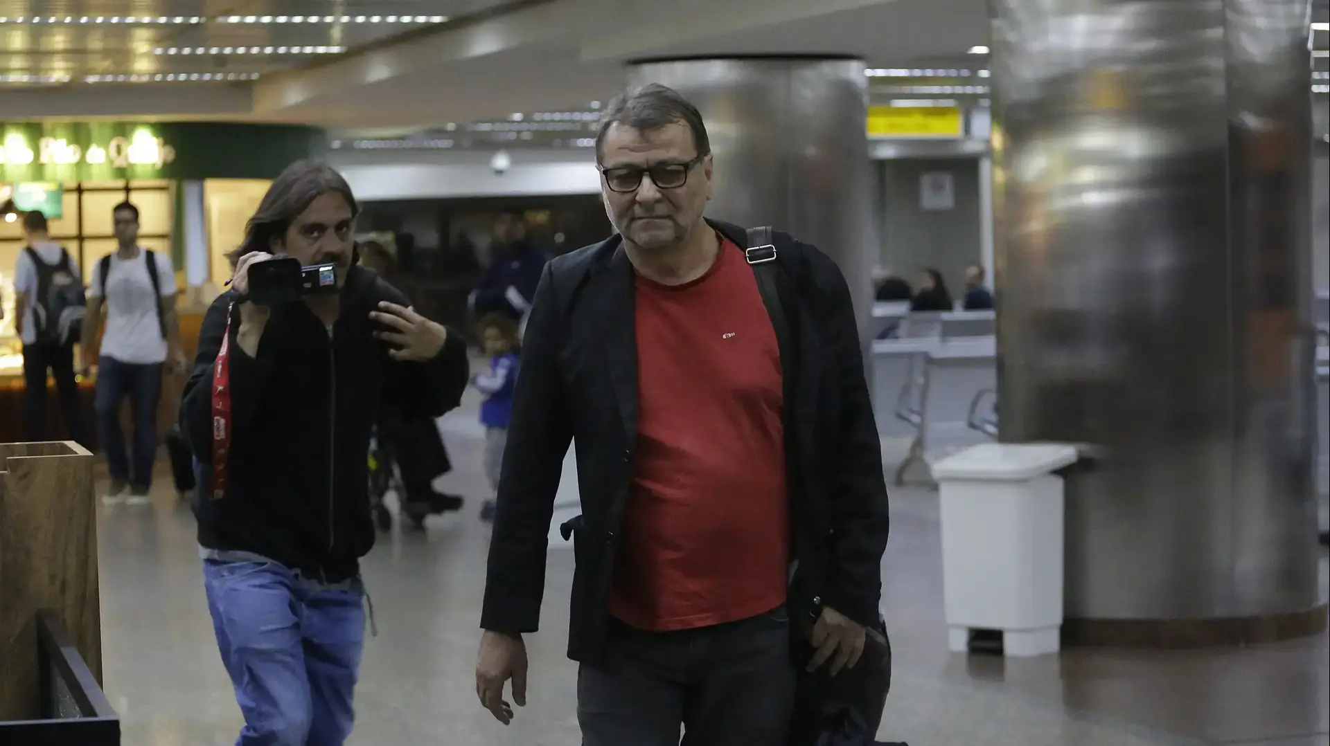 צ'זרה בטיסטי בנמל התעופה בסאו פאולו, ברזיל, אוקטובר 2017 צ'זרה בטיסטי בנמל התעופה בסאו פאולו, ברזיל, אוקטובר 2017
