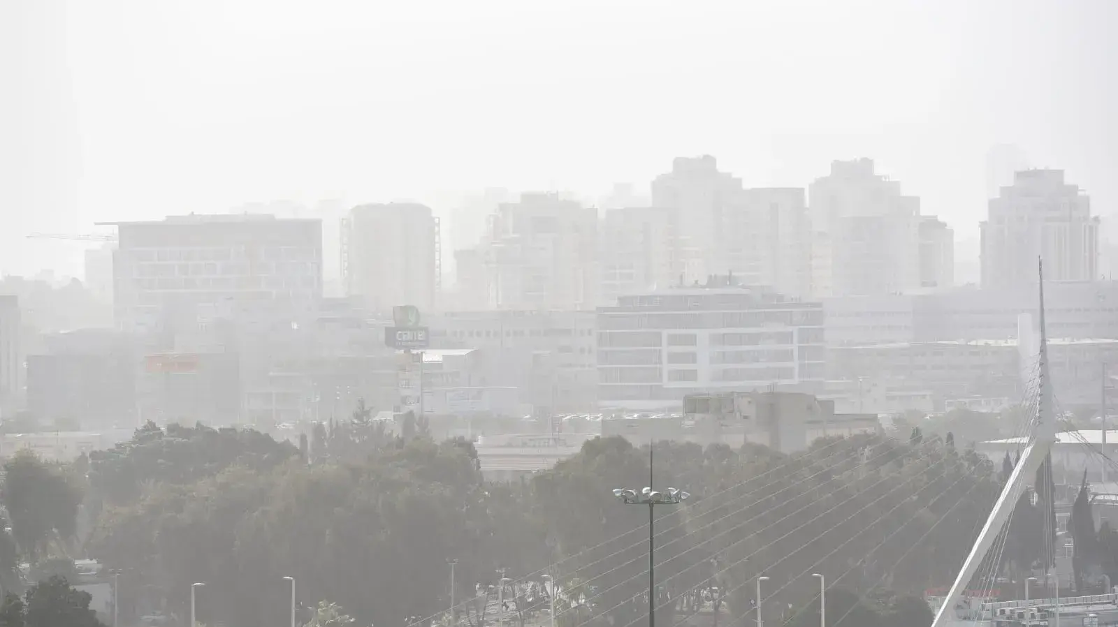 מזג אויר אביך גשר בילינסון וברקע גבעת שמואל, 13 בינואר 2019 מזג אויר אביך גשר בילינסון וברקע גבעת שמואל, 13 בינואר 2019