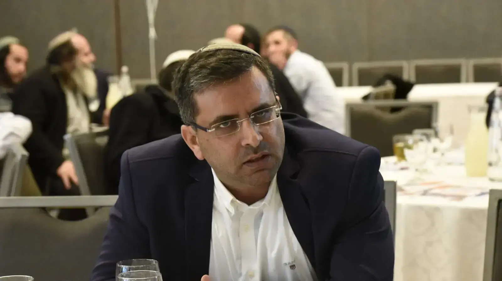 אופיר סופר מזכ"ל האיחוד הלאומי בהצבעות ליו"ר האיחוד הלאומי ולרשימת המפלגה לכנסת, קראון פלאזה ירושלים, 14 בינואר 2019 אופיר סופר מזכ"ל האיחוד הלאומי בהצבעות ליו"ר האיחוד הלאומי ולרשימת המפלגה לכנסת, קראון פלאזה ירושלים, 14 בינואר 2019