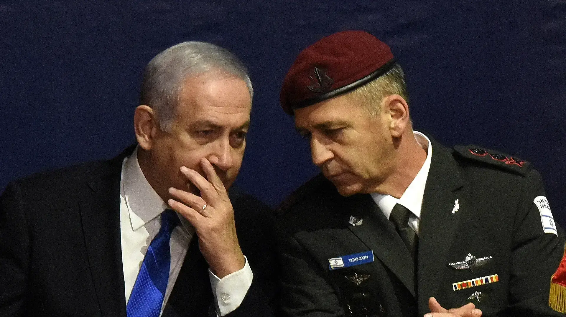 הרמטכ"ל הנכנס אביב כוכבי וראש הממשלה בנימין נתניהו, 15 בינואר 2018 הרמטכ"ל הנכנס אביב כוכבי וראש הממשלה בנימין נתניהו, 15 בינואר 2018
