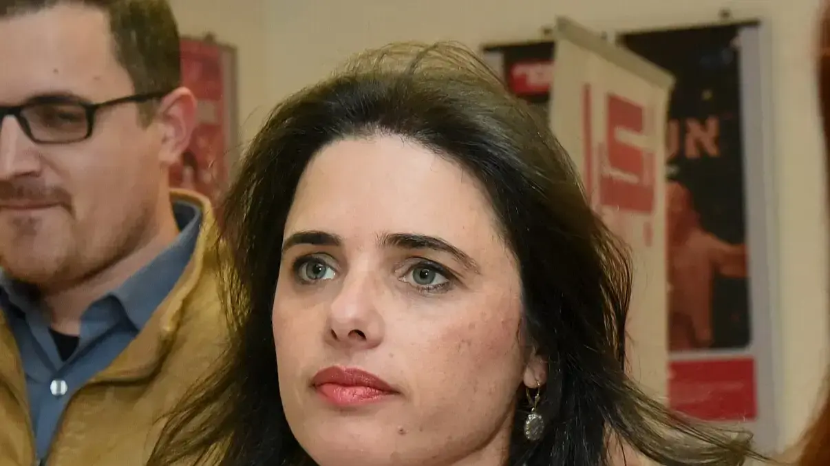 שרת המשפטים, איילת שקד במהלך כנס וועידת ישראל לנסים ועסקים 2019, תיאטרון הקאמרי, תל אביב 16 בינואר 2019
שרת המשפטים, איילת שקד במהלך כנס וועידת ישראל לנסים ועסקים 2019, תיאטרון הקאמרי, תל אביב 16 בינואר 2019
