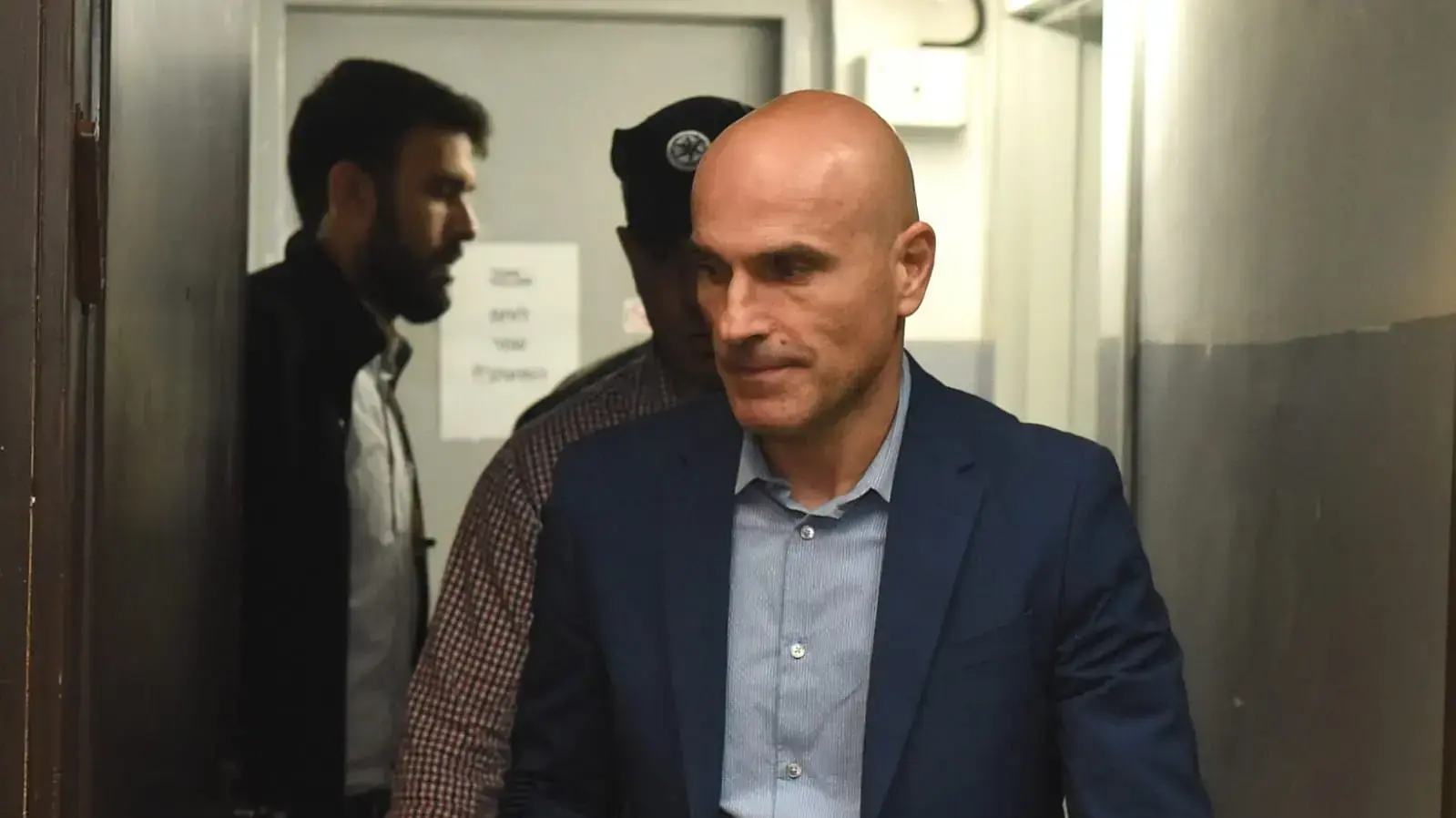 בכיר במערכת המשפט במהלך הארכת מעצרו בבית משפט השלום, ת"א 16 בינואר 2019 בכיר במערכת המשפט במהלך הארכת מעצרו בבית משפט השלום, ת"א 16 בינואר 2019
