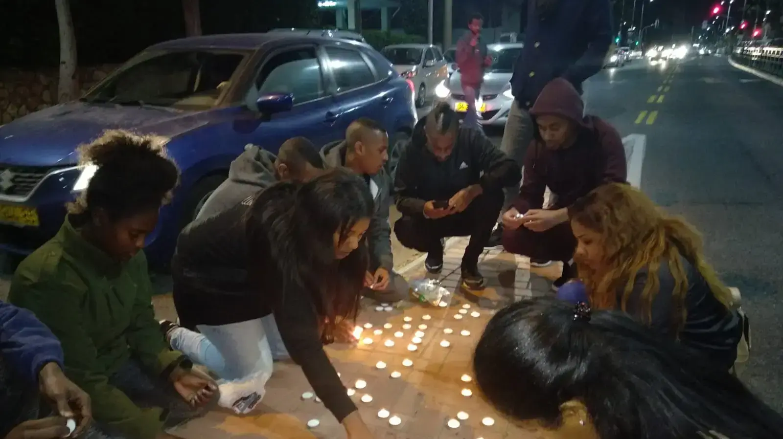 הזדהות ומחאה בזירת האירוע שבו נורה למוות יהודה ביאדגה בבת ים, 20 בינואר 2019 הזדהות ומחאה בזירת האירוע שבו נורה למוות יהודה ביאדגה בבת ים, 20 בינואר 2019