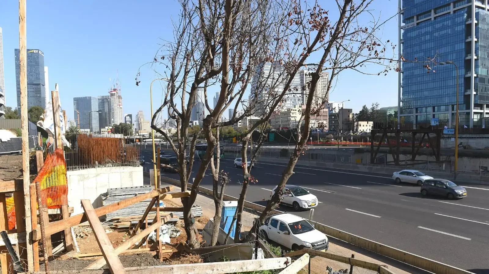 עבודות להקמת גשר יהודית בתל אביב, 25 בינואר 2019 עבודות להקמת גשר יהודית בתל אביב, 25 בינואר 2019