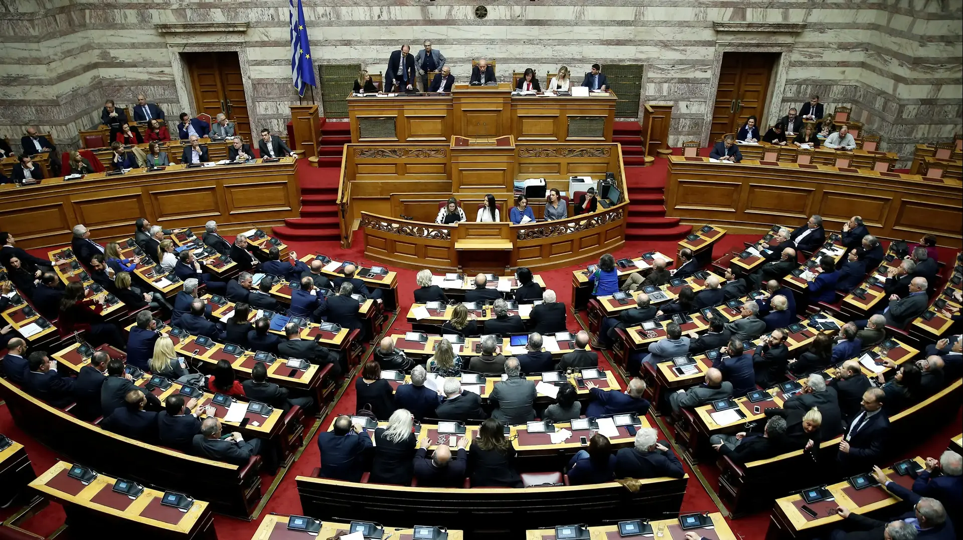 הפרלמנט ביוון מצביע על הסכם שינוי שמה של מקדוניה, 25 בינואר 2019