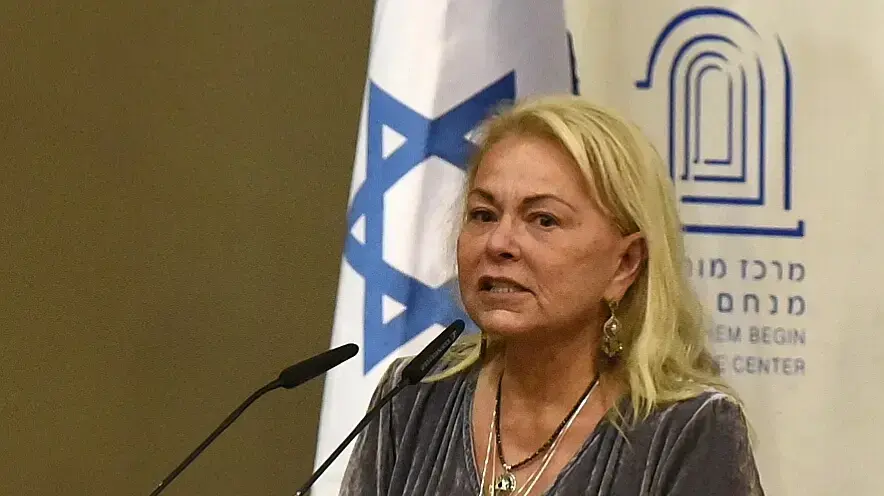 רוזאן בר רוזאן בר