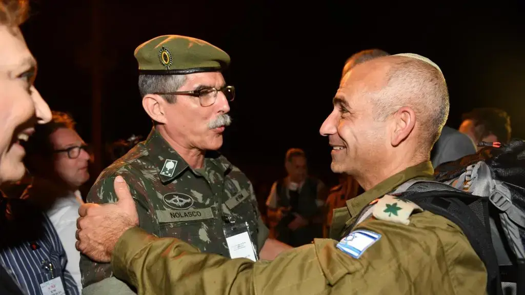 משלחת צהל נחתה באזור קריסת הסכר בברזיל 28 בינואר 2018 