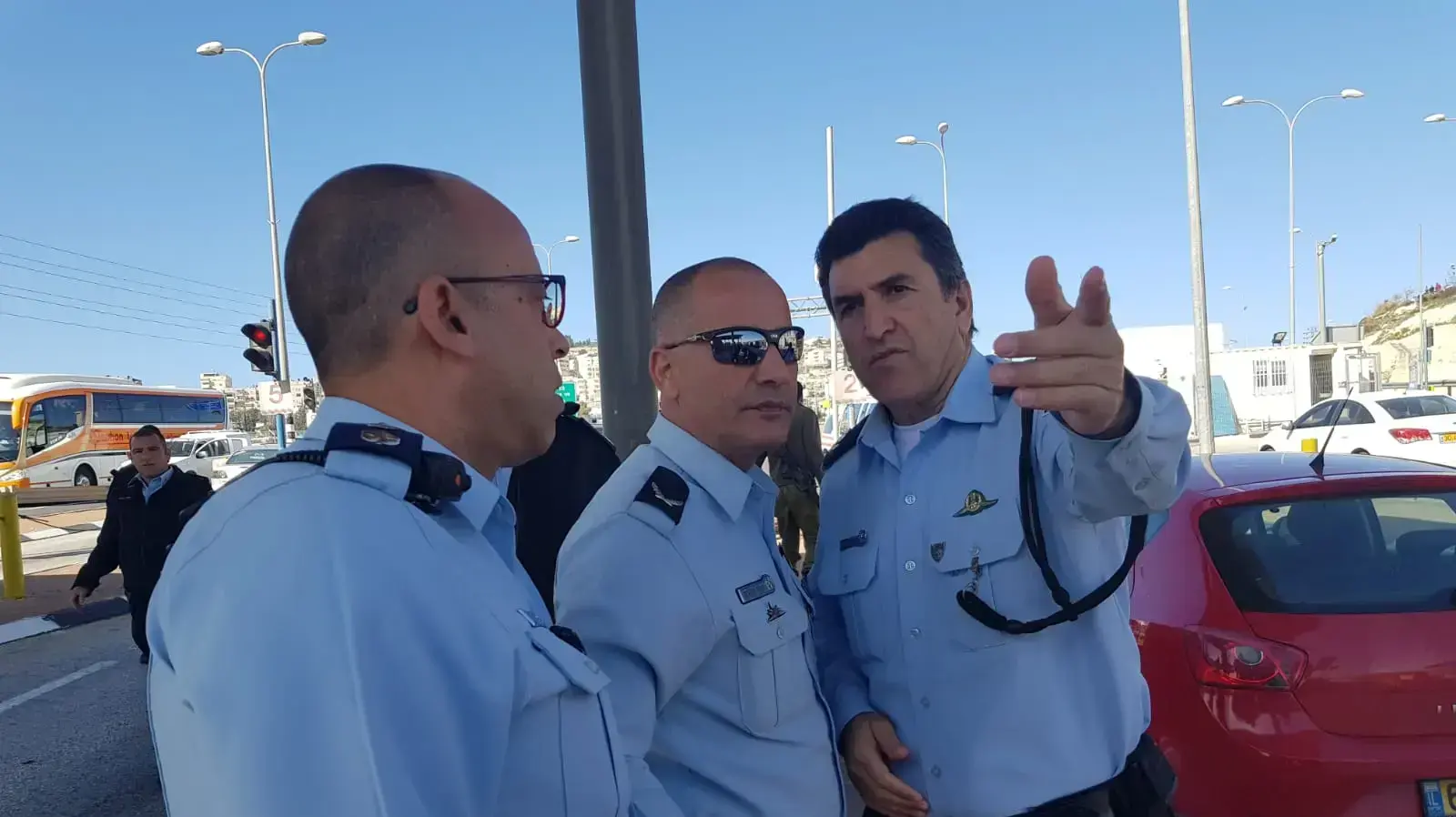 מחבלת שהגיעה למחסום א זעיים ניסתה לדקור את אחד מאנשי כוחות הבטחון הנמצאים במקום, 30 בינואר 2018 מחבלת שהגיעה למחסום א זעיים ניסתה לדקור את אחד מאנשי כוחות הבטחון הנמצאים במקום, 30 בינואר 2018