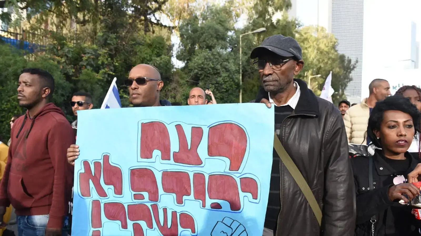 חסימת נתיבי איילון בהפגנת מחאה של בני העדה האתיופית על הריגתו של יהודה ביאדגה, צומת עזריאלי ת"א, 30 בינואר 2019 חסימת נתיבי איילון בהפגנת מחאה של בני העדה האתיופית על הריגתו של יהודה ביאדגה, צומת עזריאלי ת"א, 30 בינואר 2019