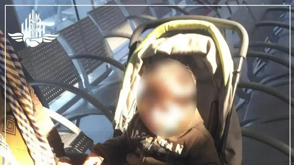 ילד עזתי אשר נשכח במעבר ארז
ילד עזתי אשר נשכח במעבר ארז