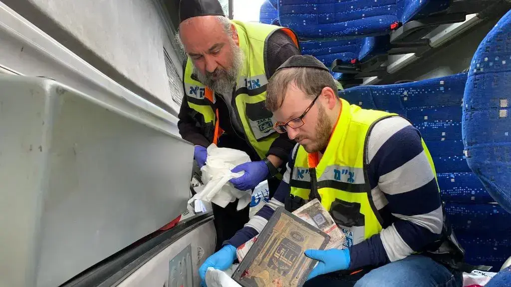 תאונת דרכים קטלנית בין באוטובוס לרכב פרטי בצומת בית חורון, 10.2.2019 תאונת דרכים קטלנית בין באוטובוס לרכב פרטי בצומת בית חורון, 10.2.2019