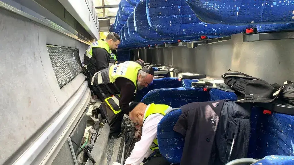תאונת דרכים קטלנית בין באוטובוס לרכב פרטי בצומת בית חורון, 10.2.2019 תאונת דרכים קטלנית בין באוטובוס לרכב פרטי בצומת בית חורון, 10.2.2019