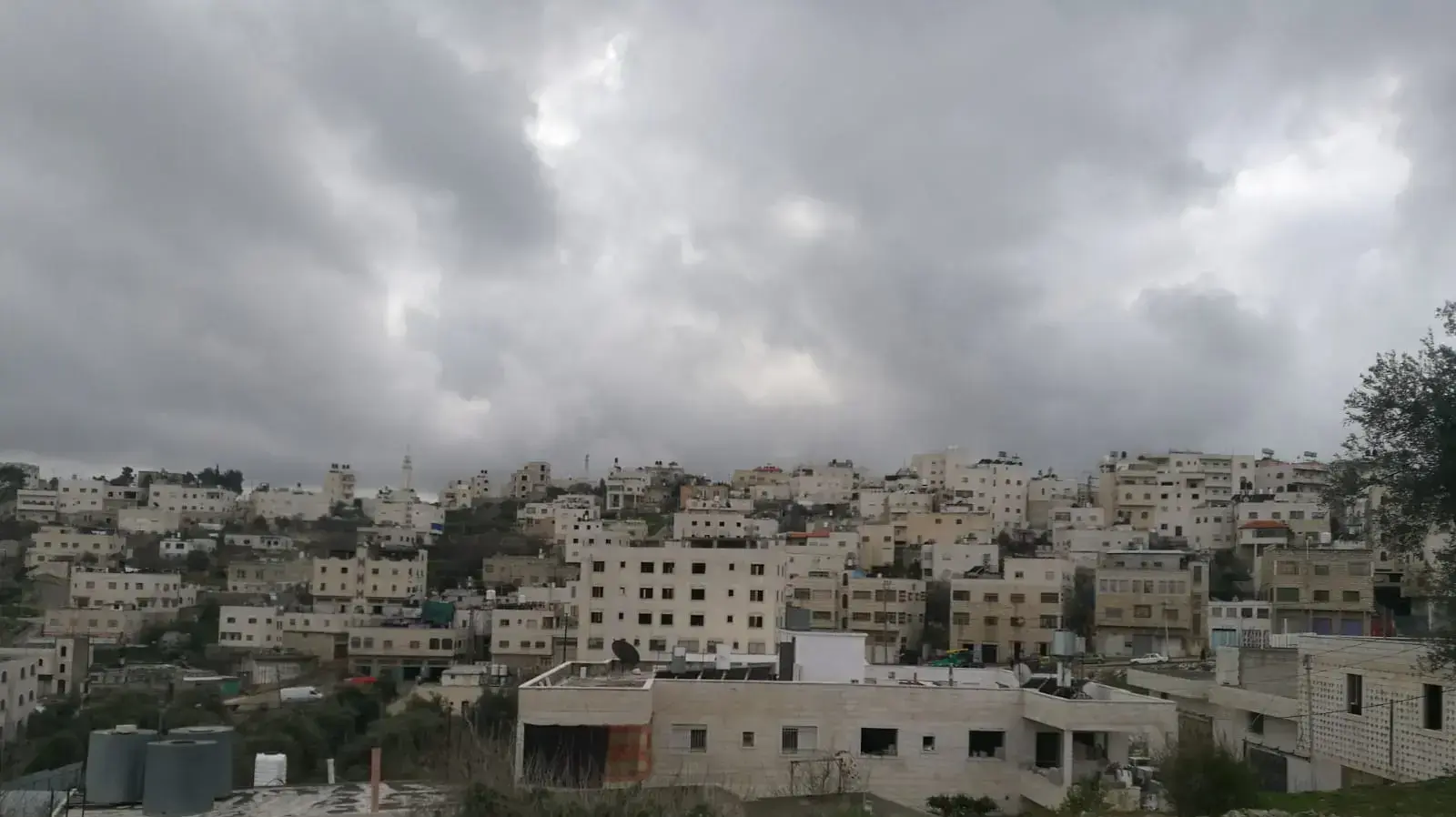סיור בפאתי, אבו סנייה השכונה ממנה יצא החשוד ברצח אורי אנסבכר ז"ל סיור בפאתי, אבו סנייה השכונה ממנה יצא החשוד ברצח אורי אנסבכר ז"ל