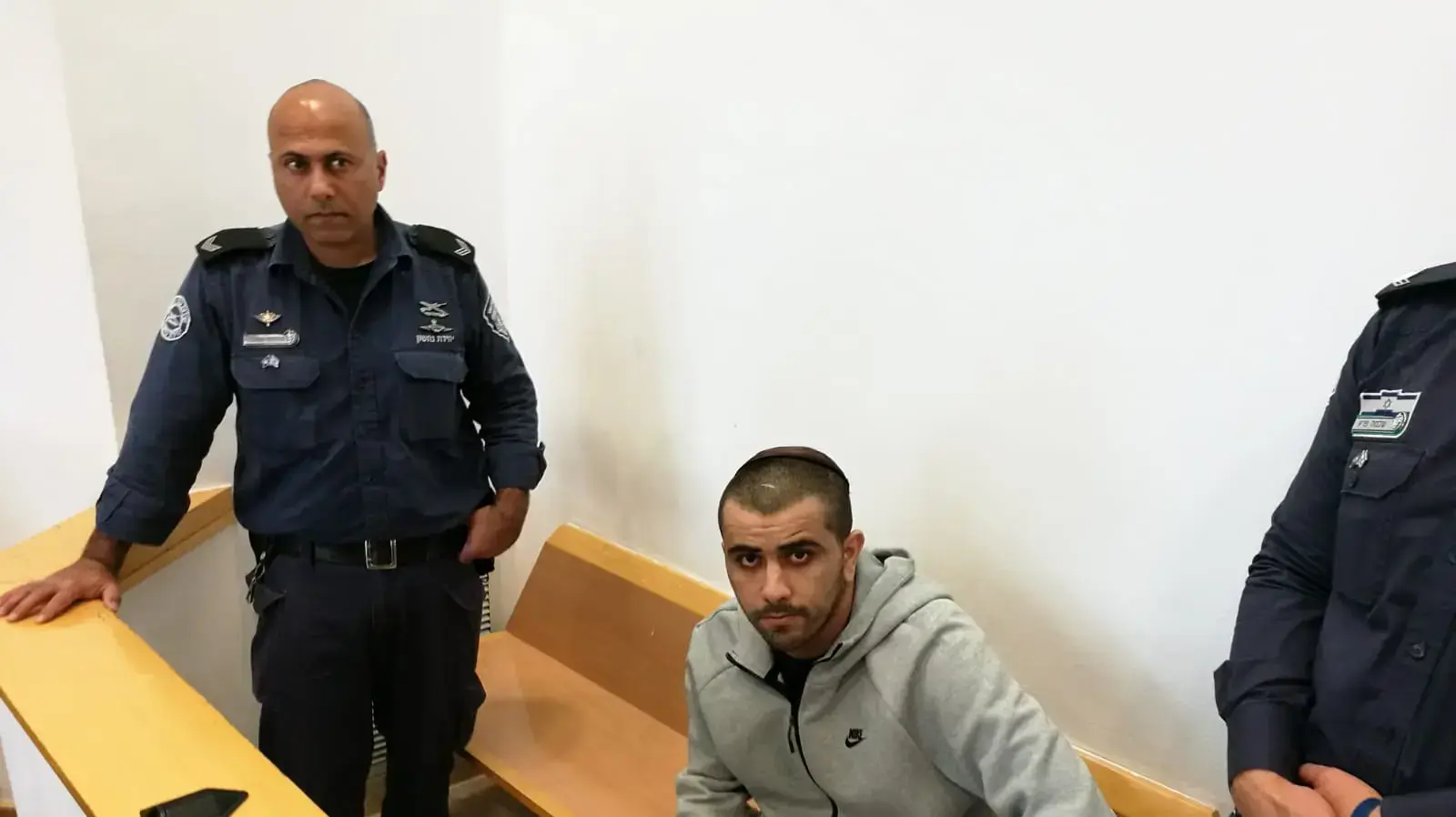 הגשת כתב אישום נגד אבירם זגורי, בן 29, בגין רצח רותם הרוש ז"ל במסיבת יום ההולדת שלו בב"ש בנובמבר האחרון, מחוזי באר שבע, 11 בפברואר 2019
בתמונה: אבירם זגורי
הגשת כתב אישום נגד אבירם זגורי, בן 29, בגין רצח רותם הרוש ז"ל במסיבת יום ההולדת שלו בב"ש בנובמבר האחרון, מחוזי באר שבע, 11 בפברואר 2019
בתמונה: אבירם זגורי