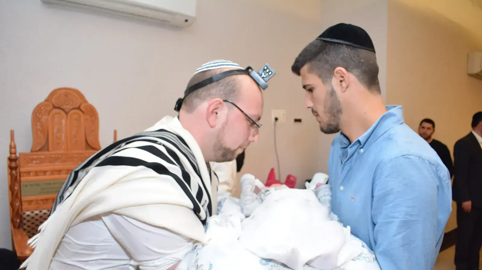 ברית אצל משפחתו של החייל אביתר יוספי 12 בפברואר 2019 ברית אצל משפחתו של החייל אביתר יוספי 12 בפברואר 2019