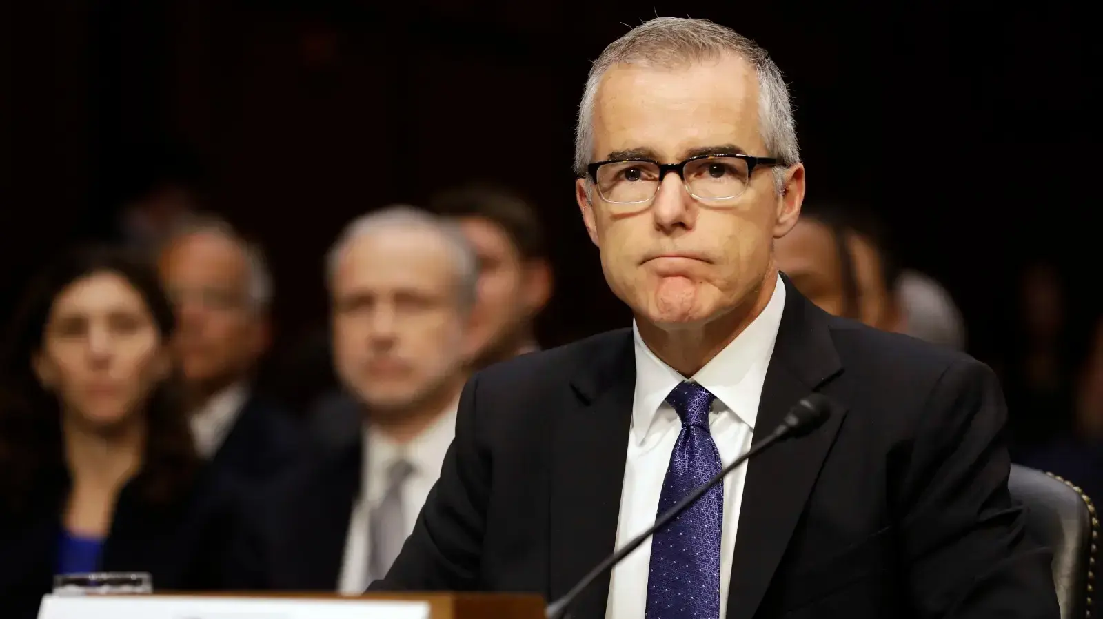ראש ה-FBI בפועל אנדרו מקייב בשימוע בקונגרס, 11 במאי 2017