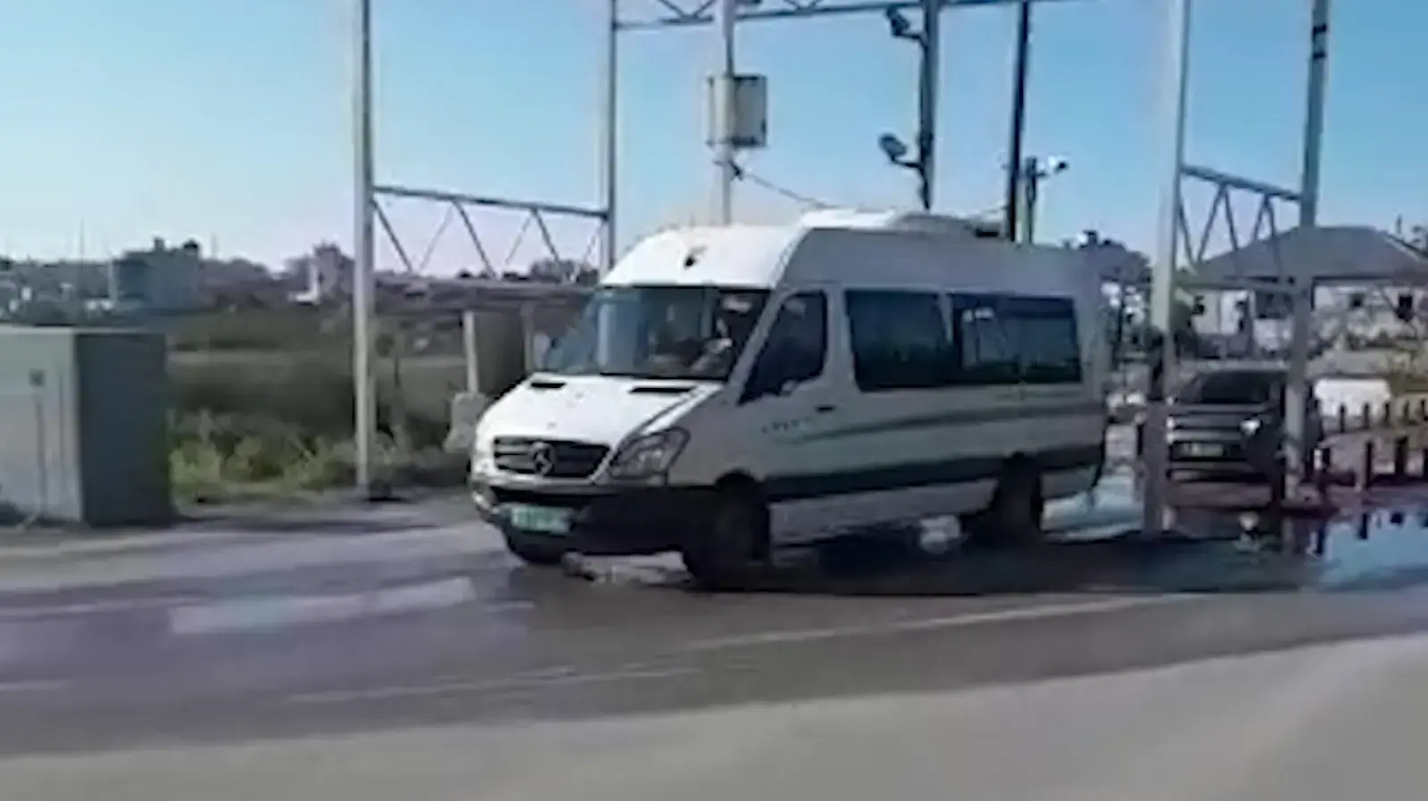 תיעוד כלי רכב פלסטינים עוברים במחסום פוקוס ללא בידוק - 22 בפברואר 2019 תיעוד כלי רכב פלסטינים עוברים במחסום פוקוס ללא בידוק - 22 בפברואר 2019