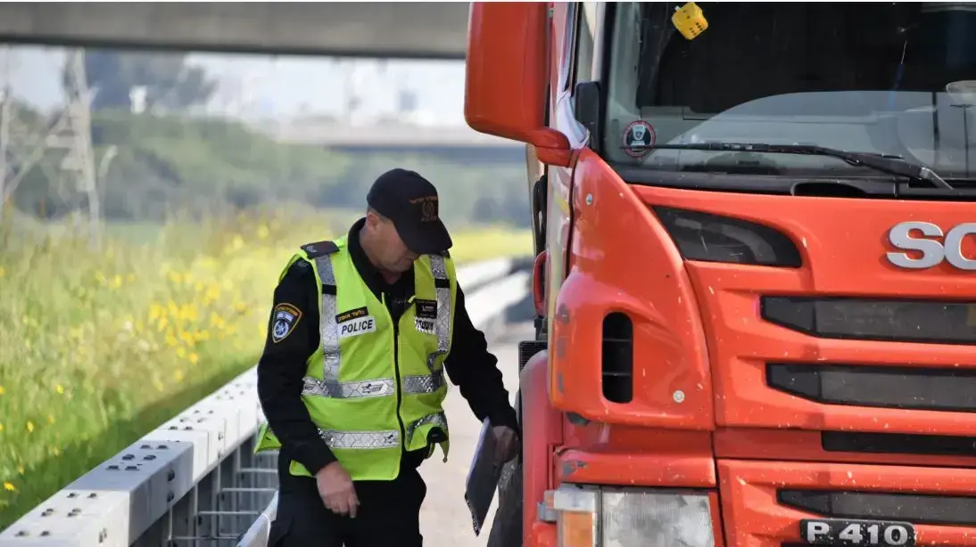 פעילות המשטרה בכביש 6 פעילות המשטרה בכביש 6