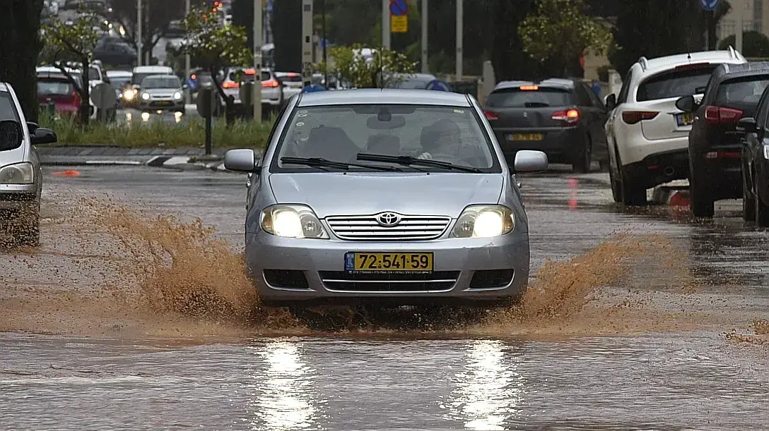 הצפות בפתח תקווה 28 פברואר 2019 הצפות בפתח תקווה 28 פברואר 2019
