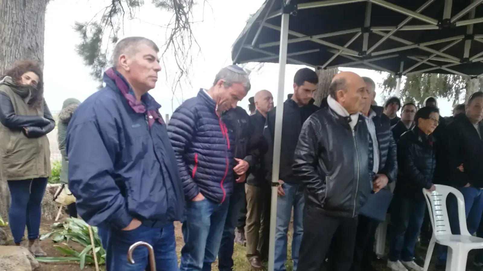 שאול מופז, גבי אשכנזי ואלעזר שטרן טקס לציון 20 שנה לנפילתו של תא"ל ארז גרשטיין בקיבוץ רשפים, 28 בפברואר 2019 שאול מופז, גבי אשכנזי ואלעזר שטרן טקס לציון 20 שנה לנפילתו של תא"ל ארז גרשטיין בקיבוץ רשפים, 28 בפברואר 2019