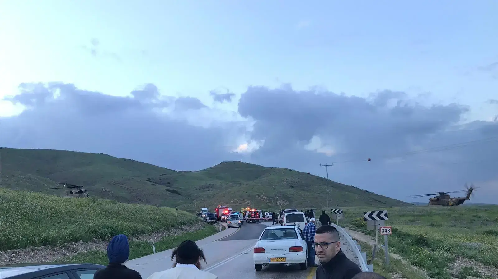 תאונת דרכים קשה בכביש 90 בין ארגמן לברוש רכב ישראלי החליק ופגע במעקה בטיחות תאונת דרכים קשה בכביש 90 בין ארגמן לברוש רכב ישראלי החליק ופגע במעקה בטיחות