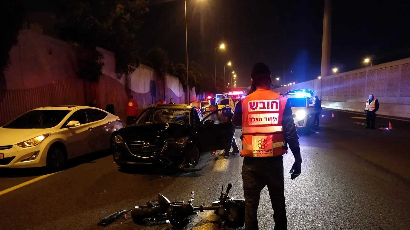 תאונת דרכים עם הרוג בכביש 20 מחלף קוממיות סמוך לחולון - 6 למרץ תאונת דרכים עם הרוג בכביש 20 מחלף קוממיות סמוך לחולון - 6 למרץ