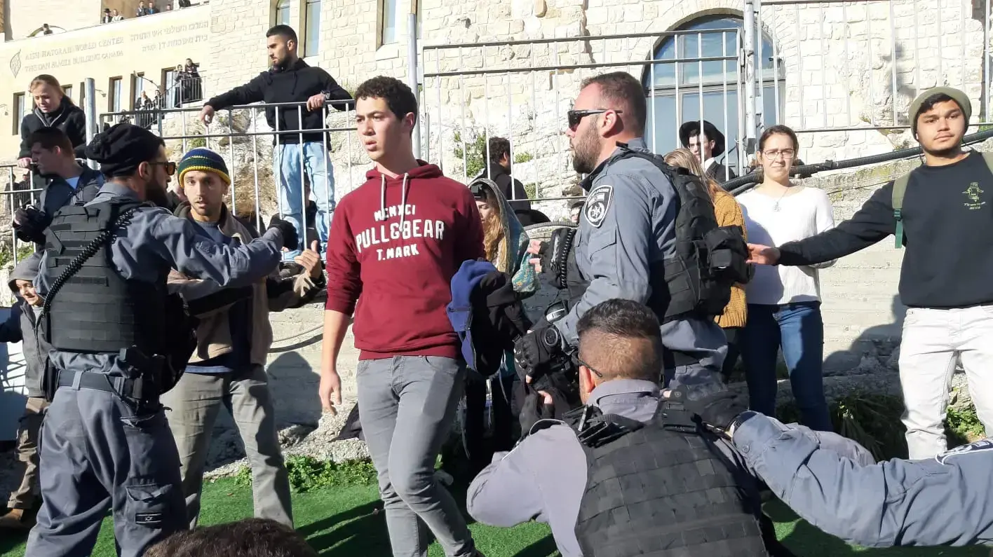 נשות הכותל, חרדים, תפילת בוקר 8 מרץ 2019 נשות הכותל, חרדים, תפילת בוקר 8 מרץ 2019
