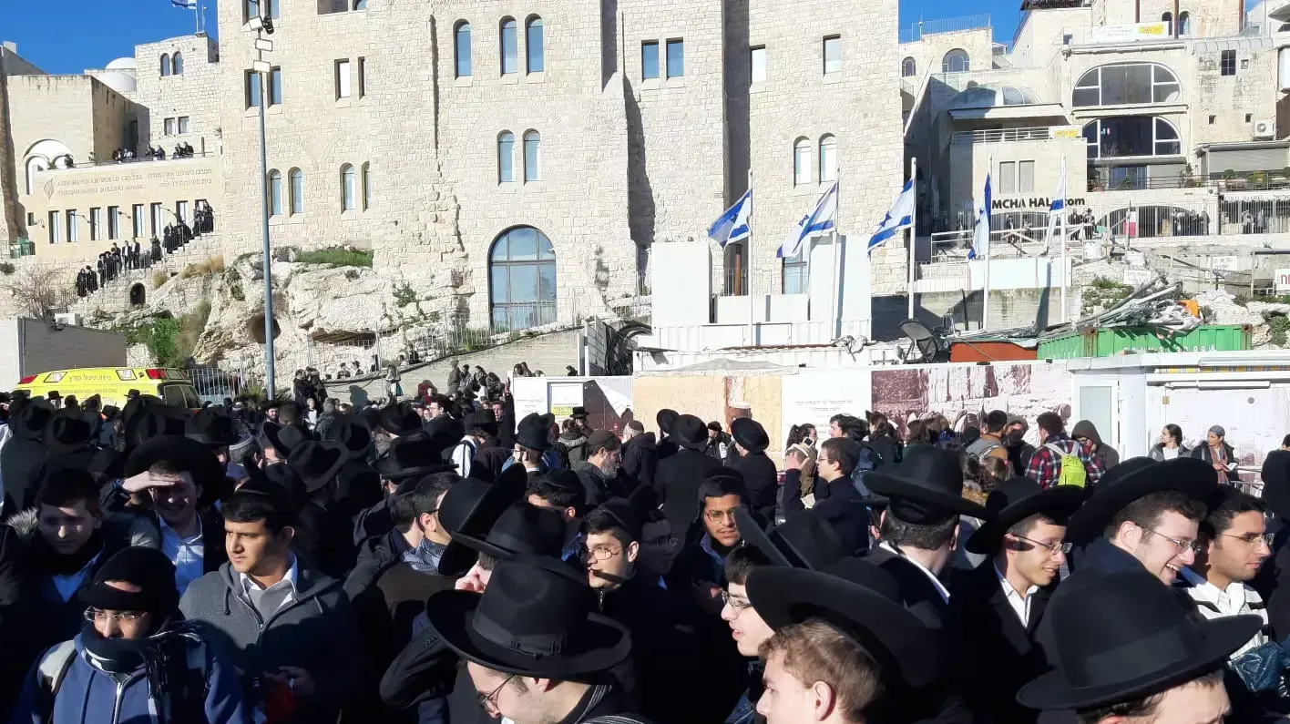 נשות הכותל, חרדים, תפילת בוקר 8 מרץ 2019 נשות הכותל, חרדים, תפילת בוקר 8 מרץ 2019