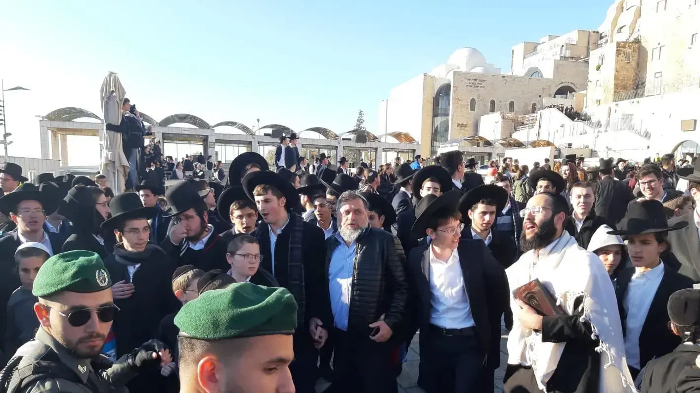 נשות הכותל, חרדים, תפילת בוקר 8 מרץ 2019 נשות הכותל, חרדים, תפילת בוקר 8 מרץ 2019